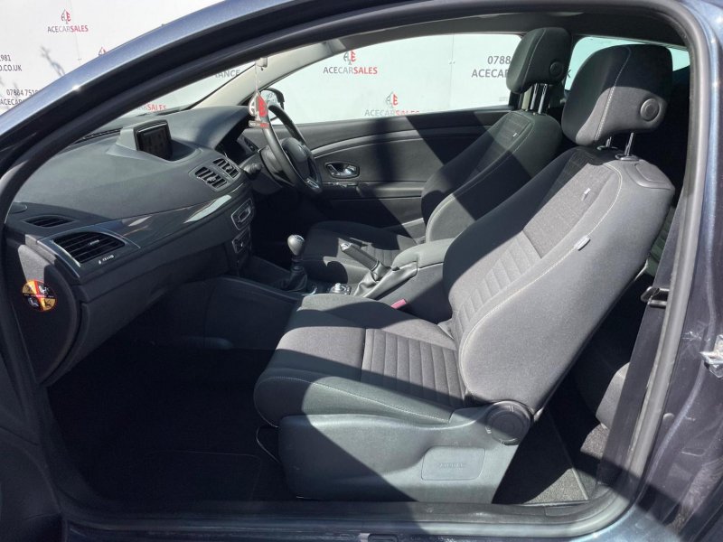 RENAULT MEGANE
