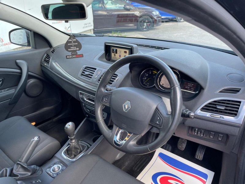 RENAULT MEGANE