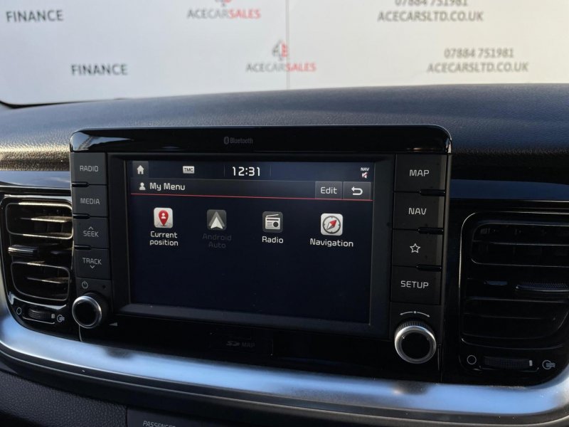 KIA STONIC