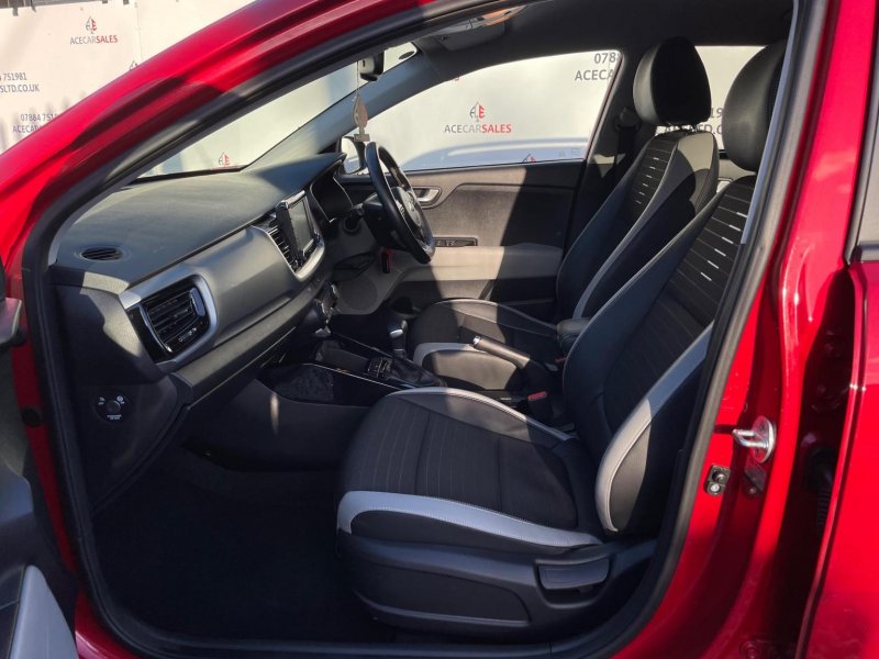 KIA STONIC