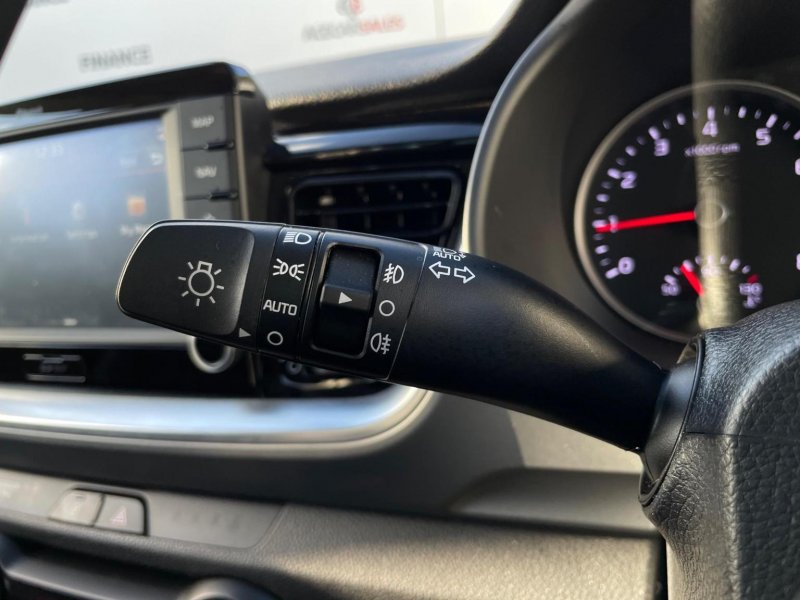 KIA STONIC