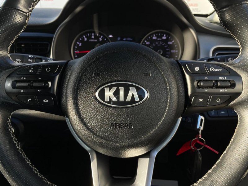 KIA STONIC