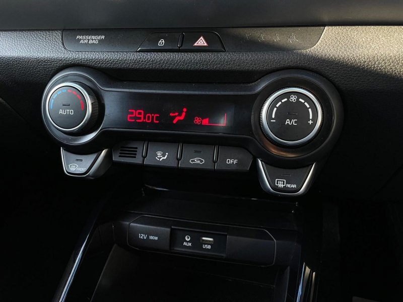 KIA STONIC
