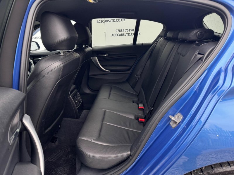 BMW 1 SERIES