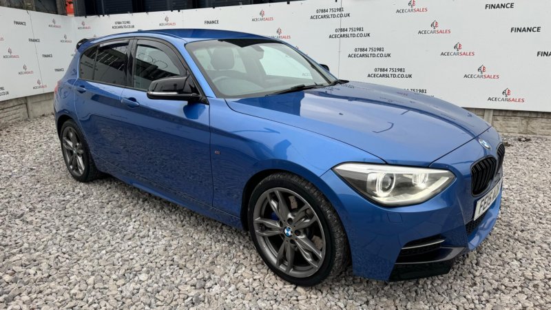 BMW 1 SERIES