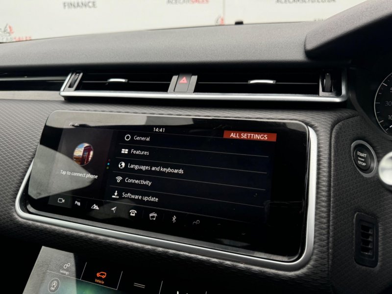 LAND ROVER RANGE ROVER VELAR