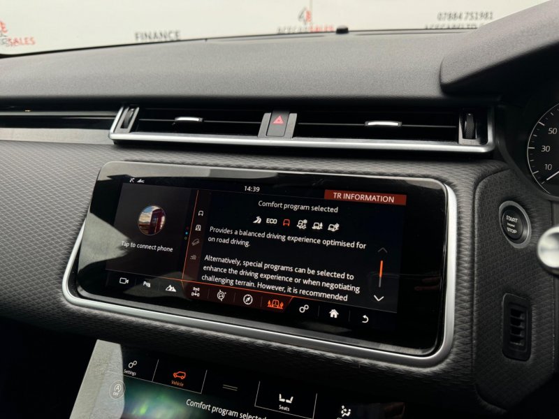 LAND ROVER RANGE ROVER VELAR