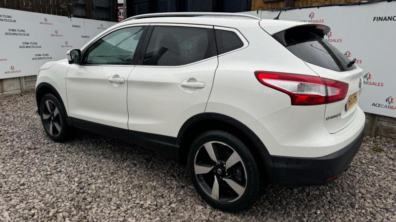 NISSAN QASHQAI