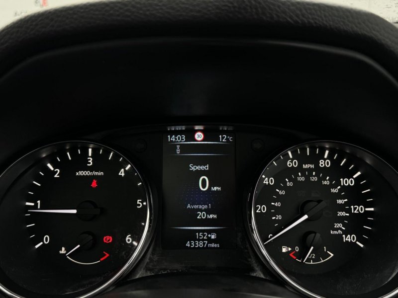 NISSAN QASHQAI