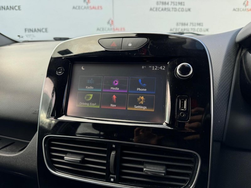 RENAULT CLIO
