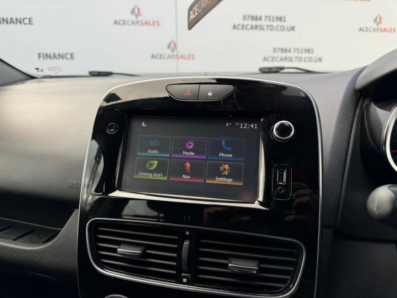RENAULT CLIO