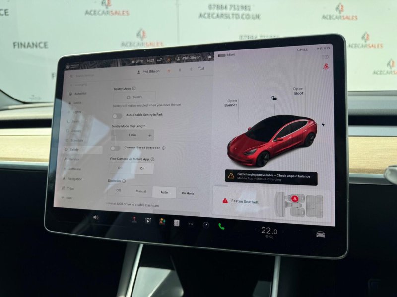 TESLA MODEL 3
