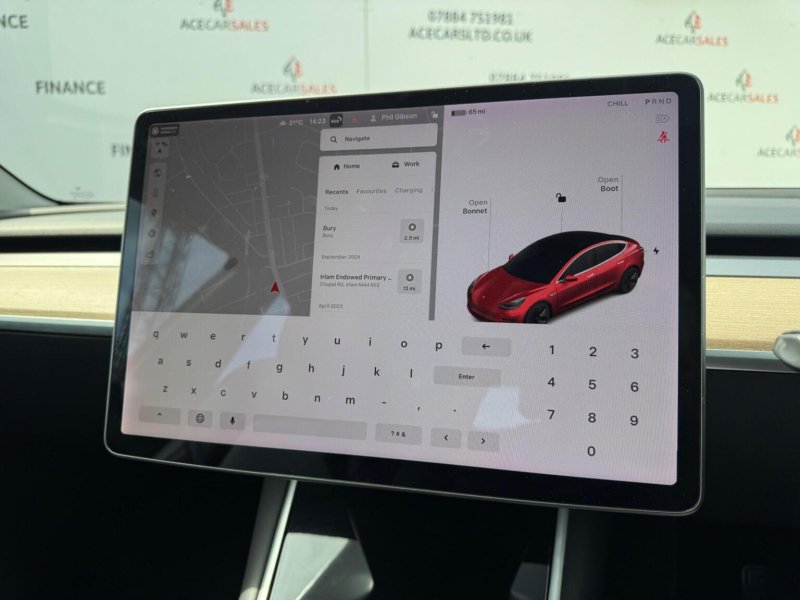 TESLA MODEL 3