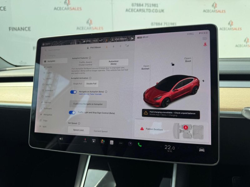 TESLA MODEL 3
